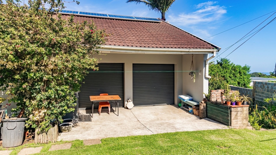 3 Bedroom Property for Sale in Sunrise On Sea Eastern Cape